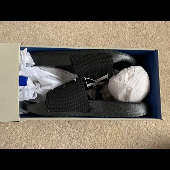 🦋 Calvin Klein Shoes 🦋 - Picture 4 of 5